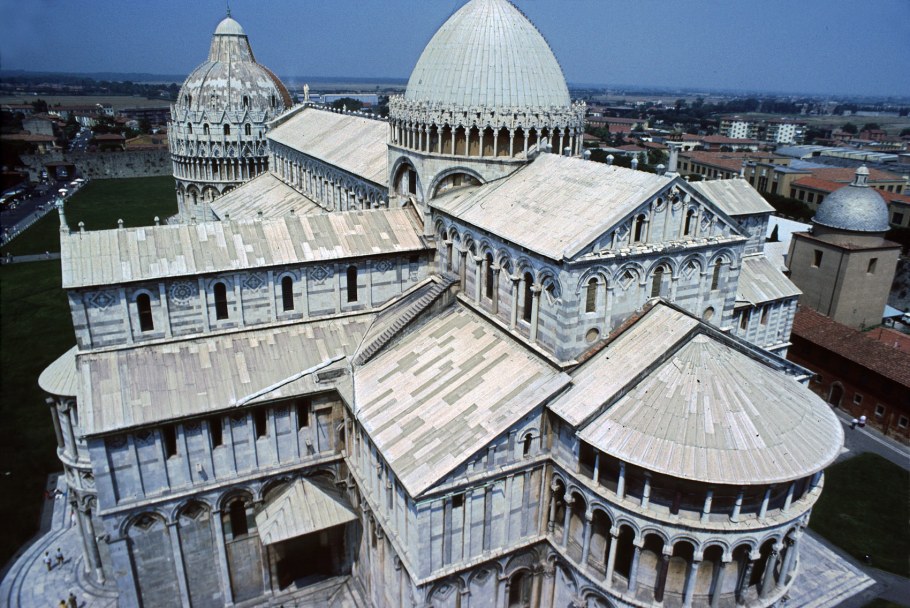 Пизанский собор романский стиль