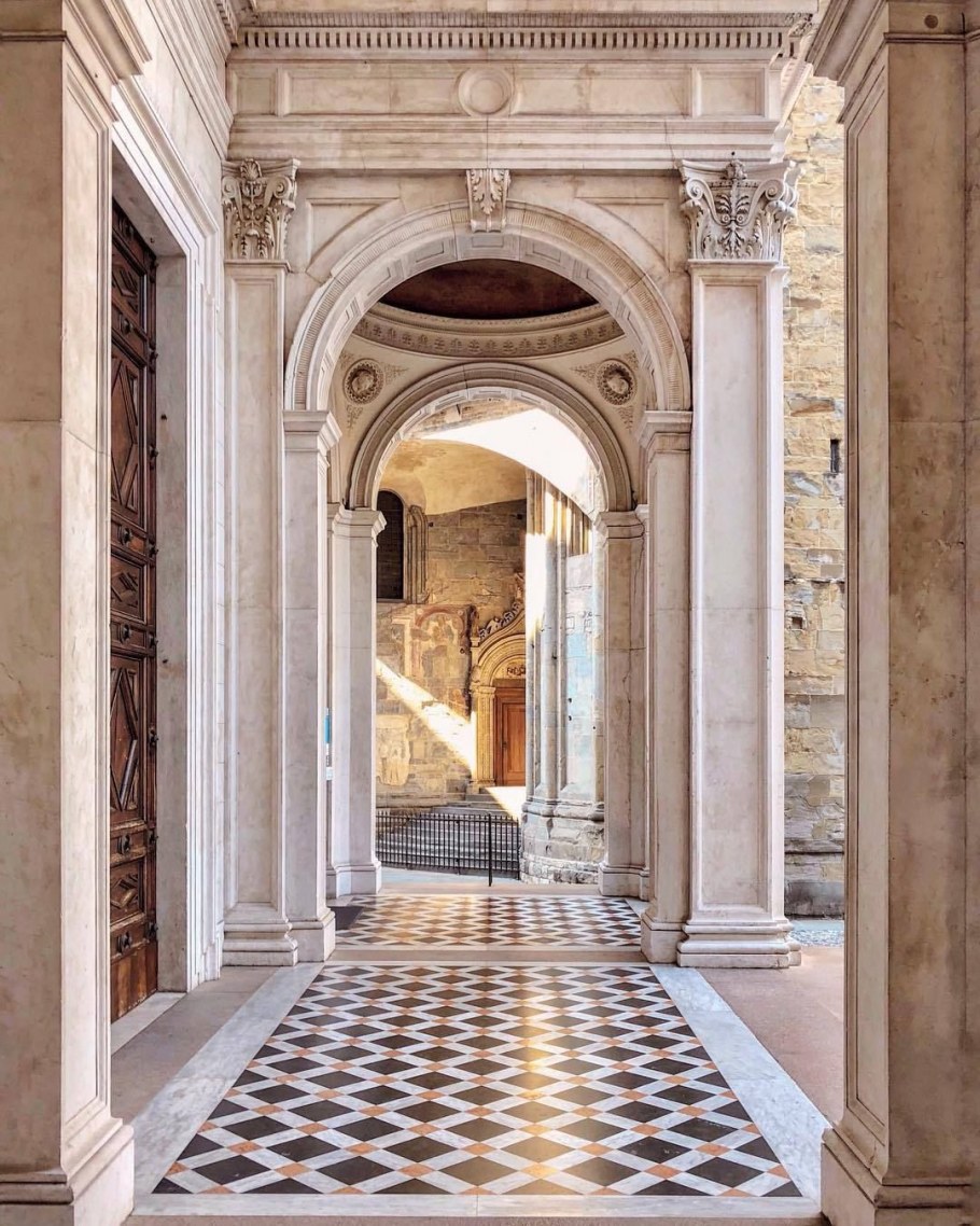 Мол итальянская архитектура