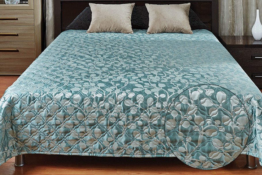 Покрывало Primavelle "Livia". 251805022-F С размерами: 240 x 240 см