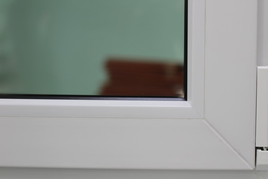 Зеркальная пленка на окна