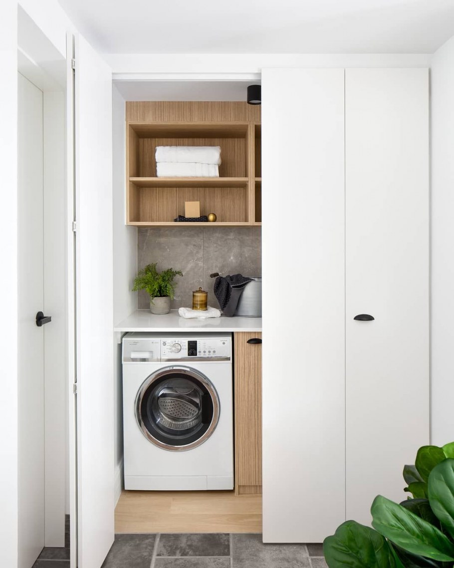 Стиральная и сушильная машина в интерьере