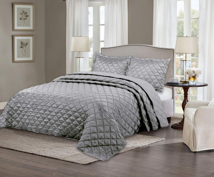 Комплект с покрывалом Sofi de Marko Паола 240х260 см