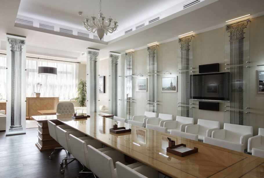 Кабинет с колоннами