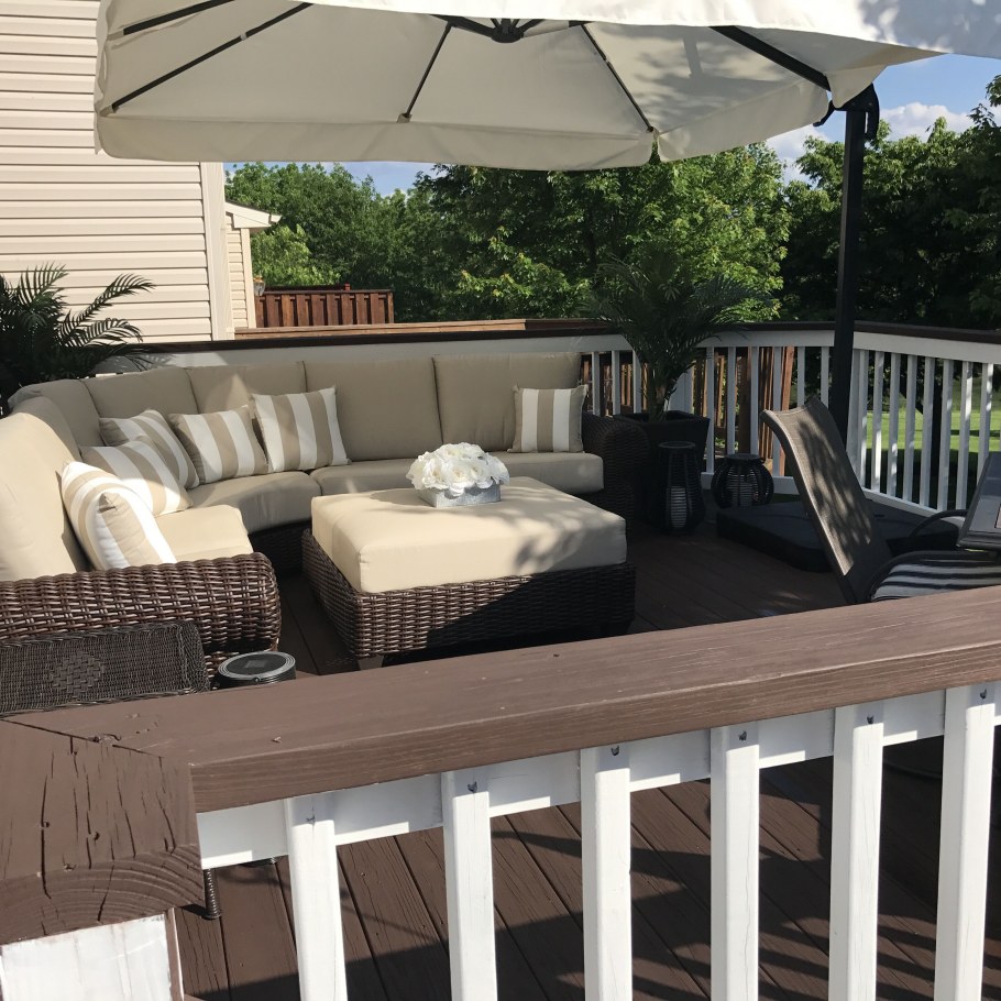 Веранда белого цвета