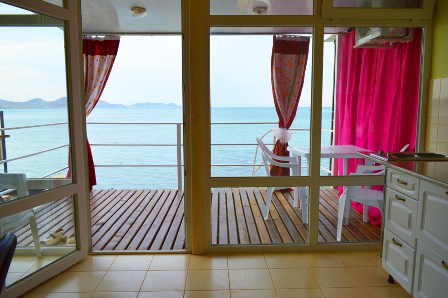 Коктебель эллинг Алые паруса