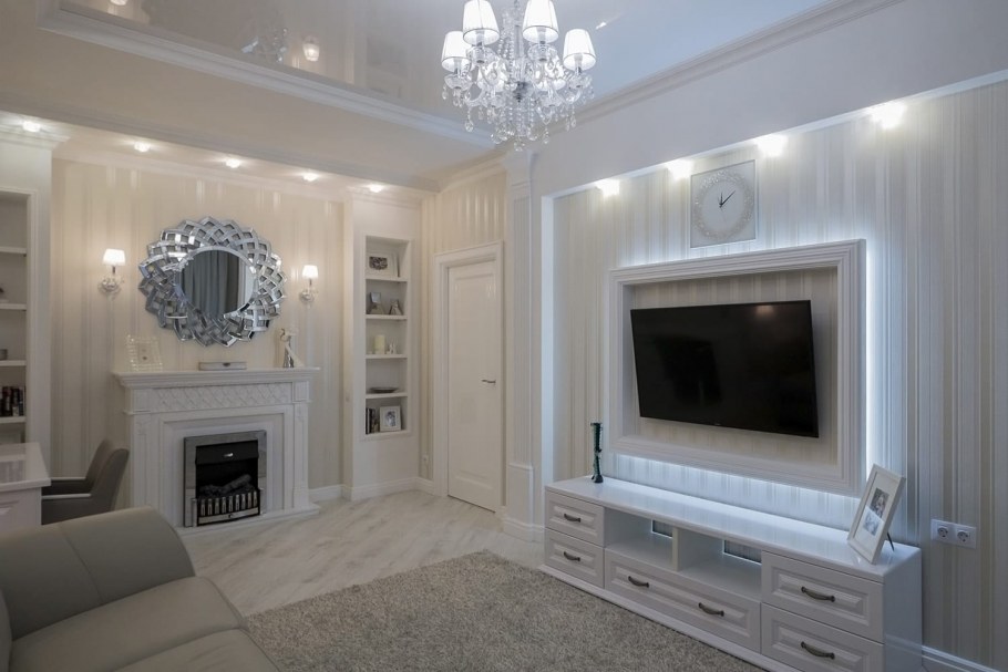 Гостиная с электрокамином в классическом стиле