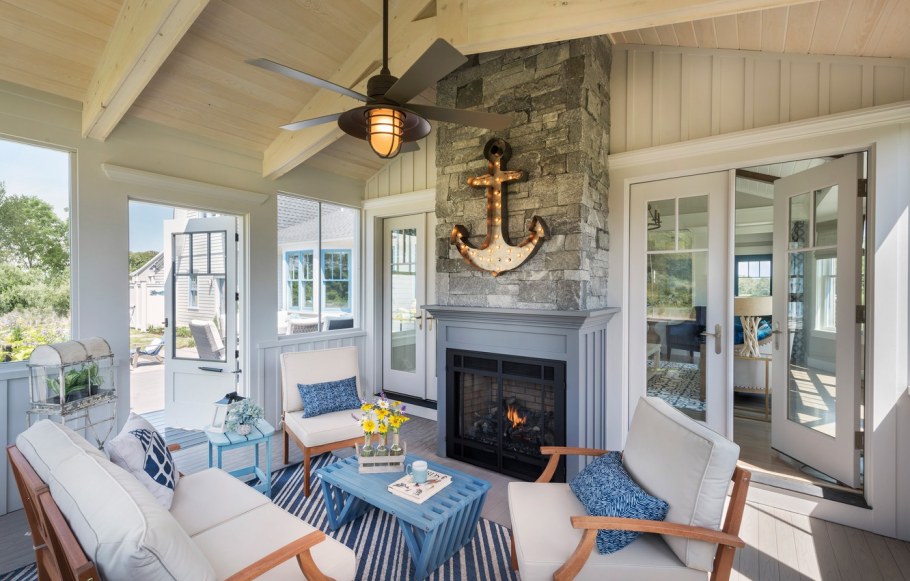 Застекленная веранда в морском стиле
