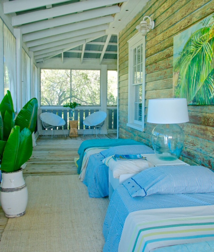 Терраса с морской тематикой