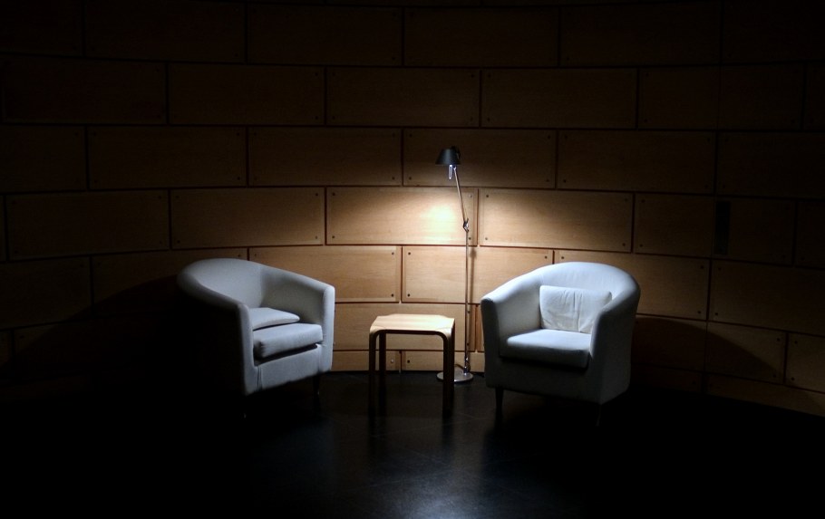 Освещение в темной комнате