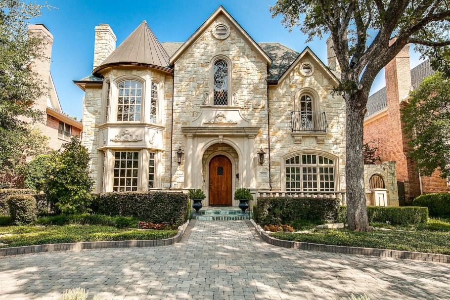 Стиль Тюдор (Tudor Revival Cottage)