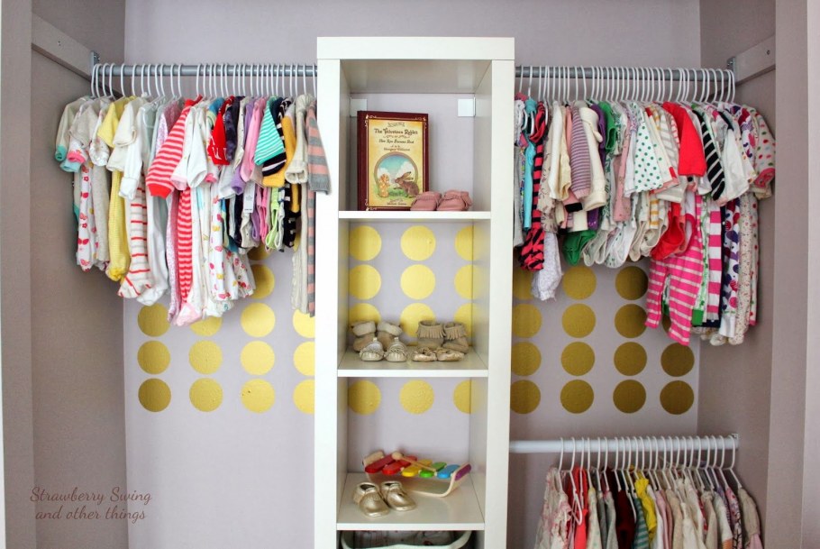 Хранение детских вещей в шкафу