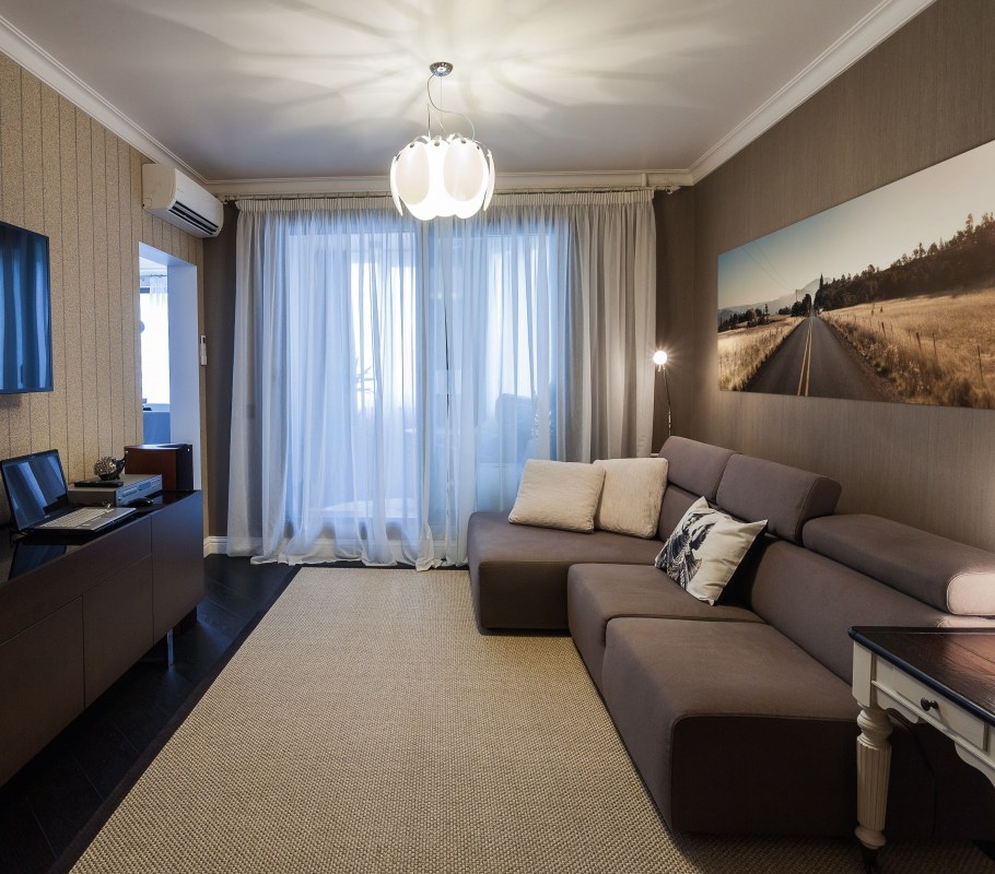 Гостиная в светло коричневых тонах