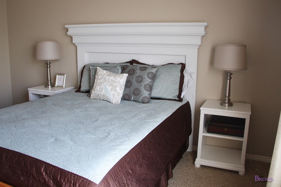 Холодная стена возле кровати