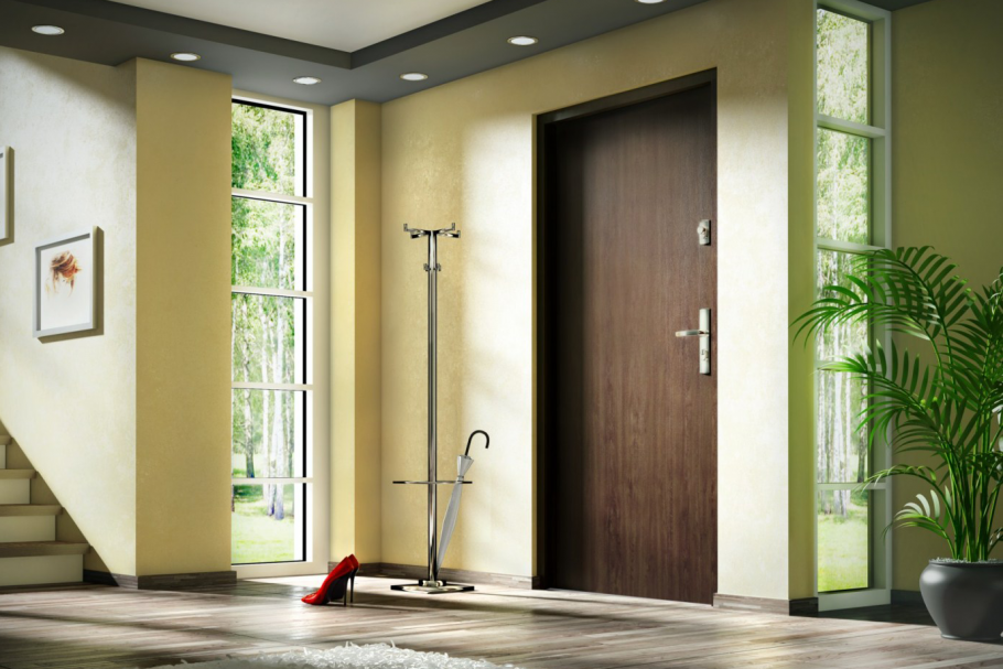 Входные двери в интерьере