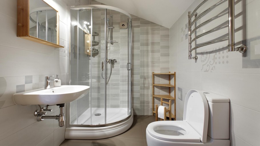 Ванные комнаты с душевой кабиной