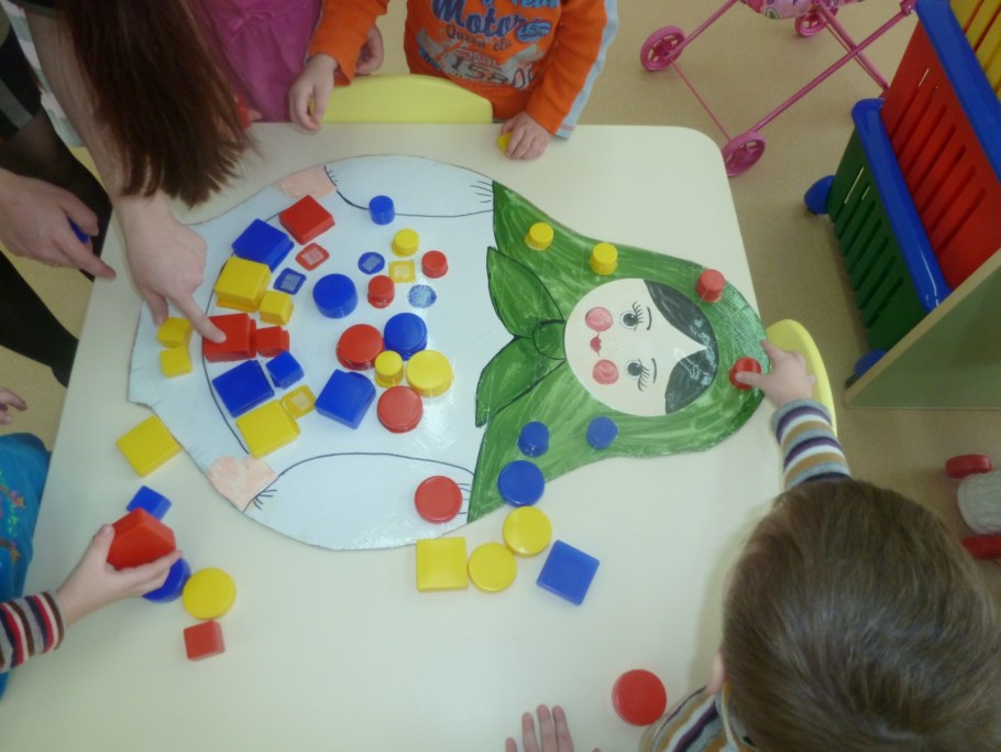 Игрушки для детей 2 младшей группы