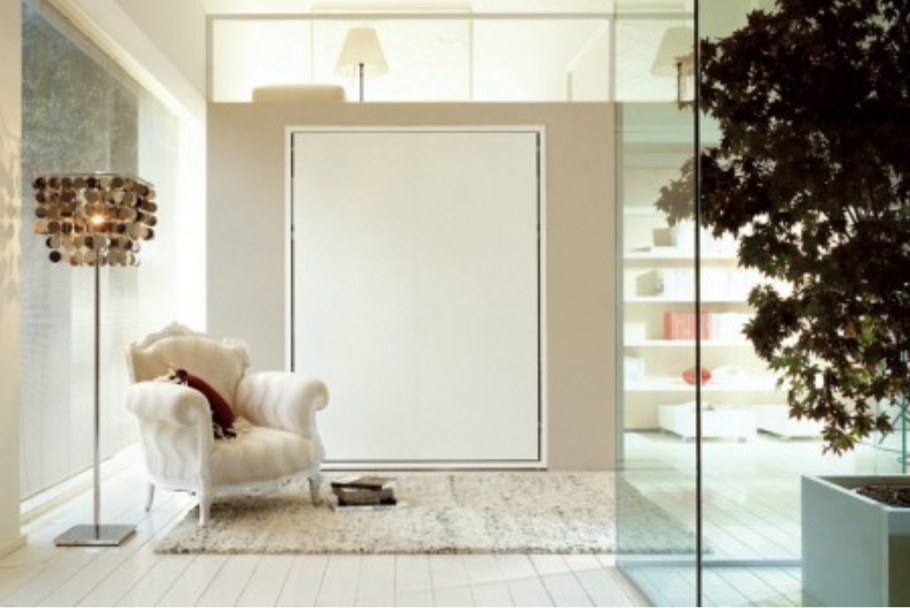 Кровать убирающаяся в стену