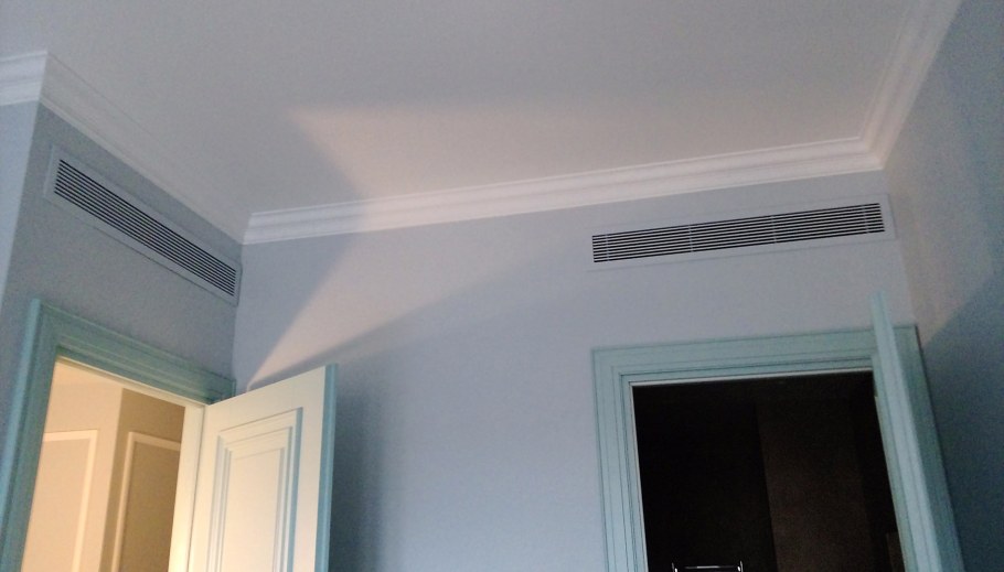 Решетки канального кондиционера в интерьере