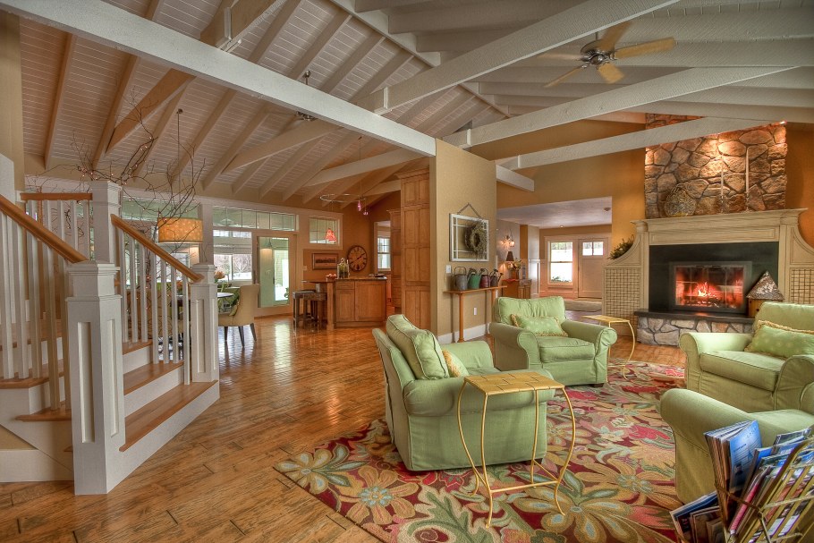 Интерьер гостиной в Америке