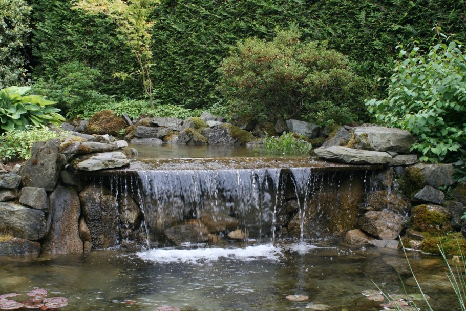 Декоративные водопады для сада
