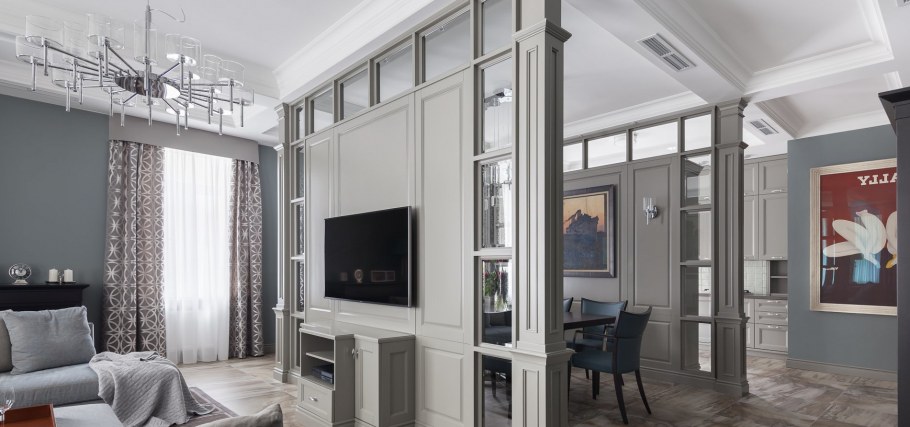 Телевизор в интерьере студии