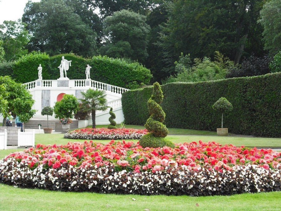 Розарий в Версале