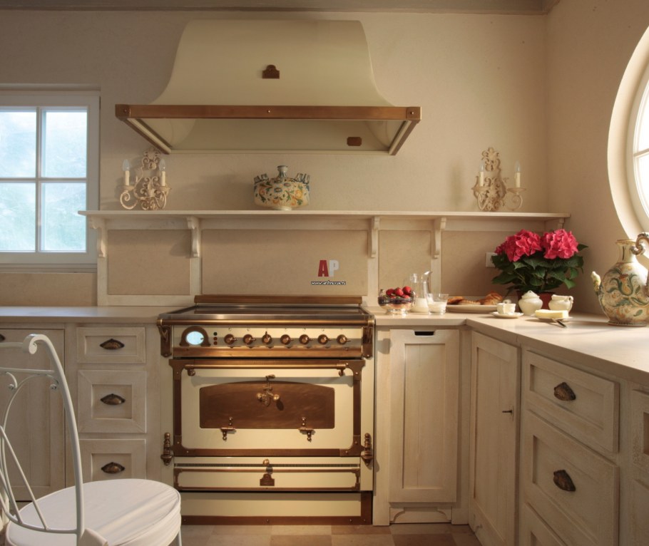 Кухонная вытяжка в стиле Прованс