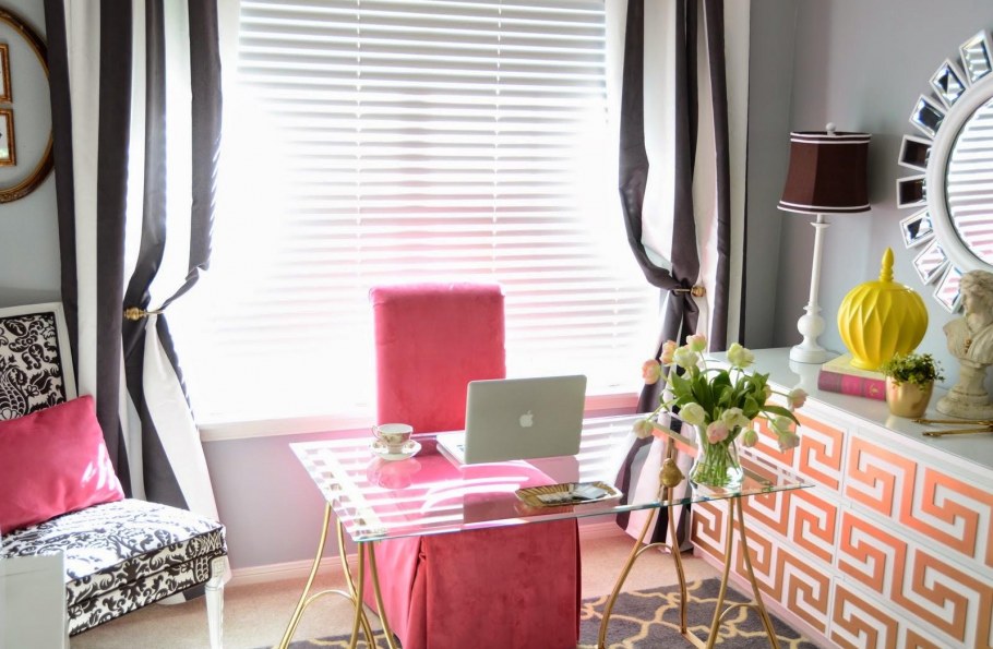 Гламурный розовый интерьер
