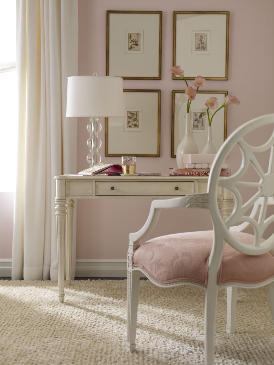 Кабинет в розовом цвете