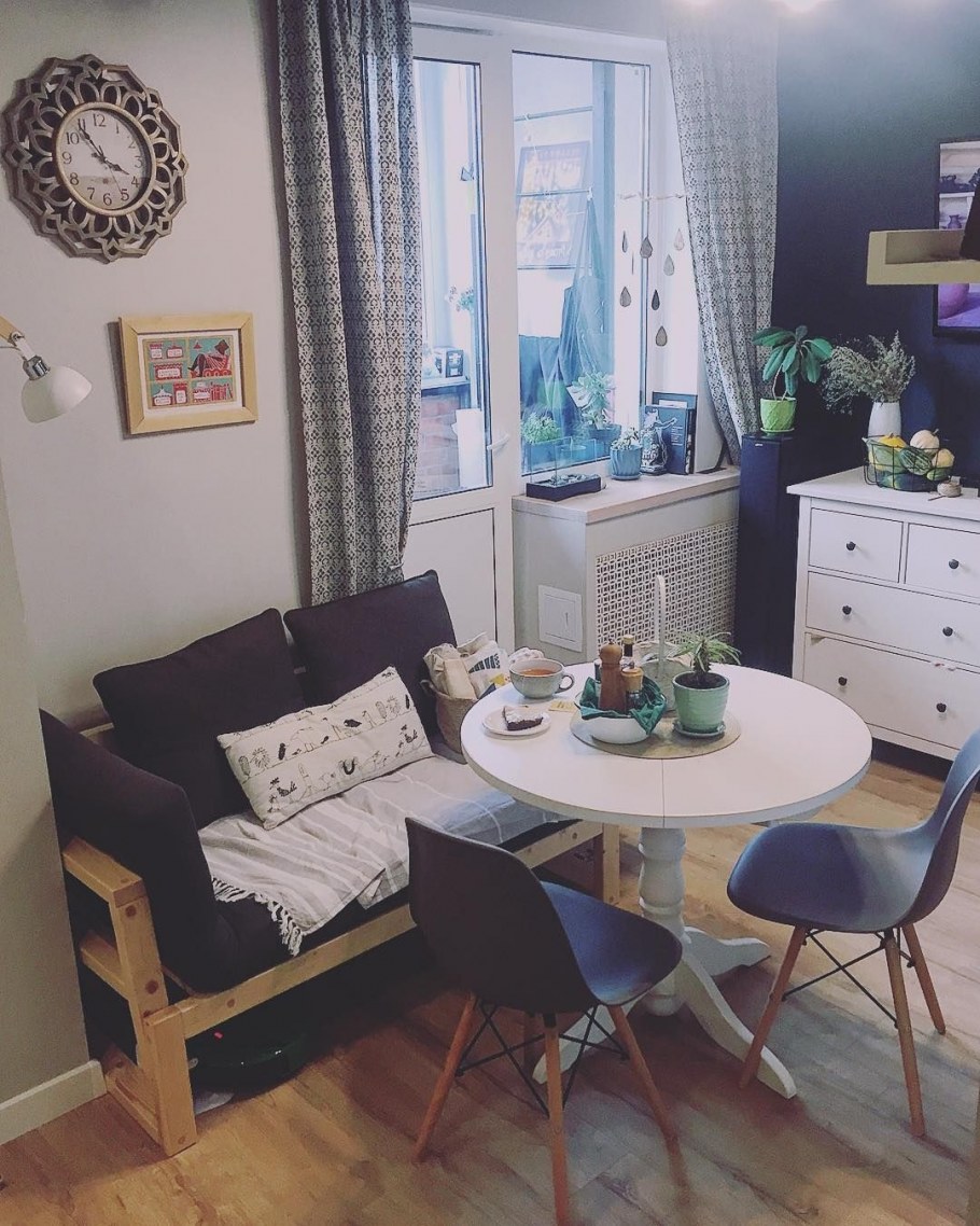 Диванчик на маленькой кухне