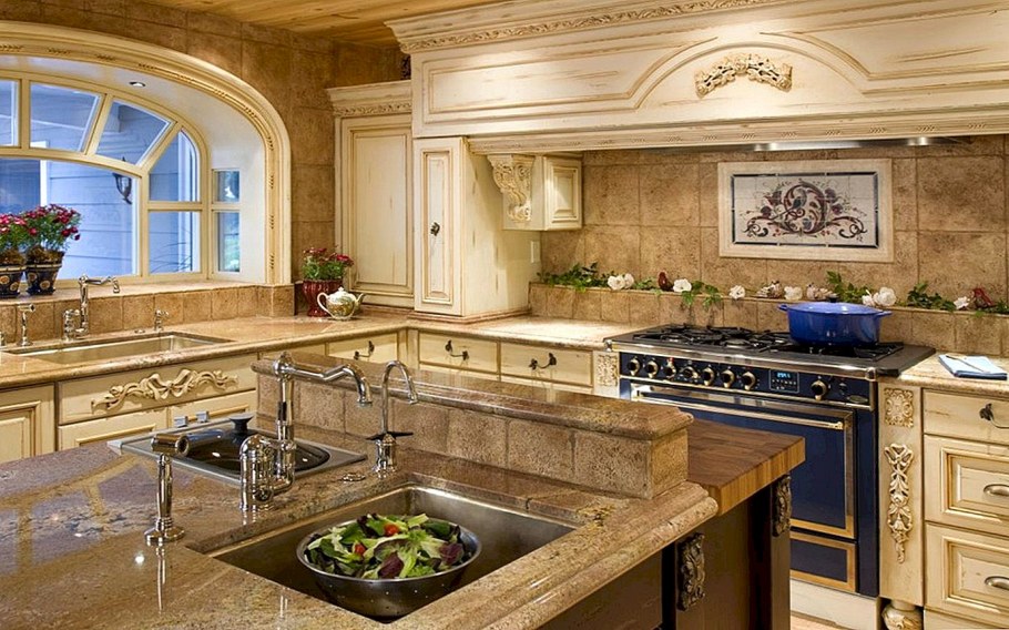 Столешница из травертина для кухни