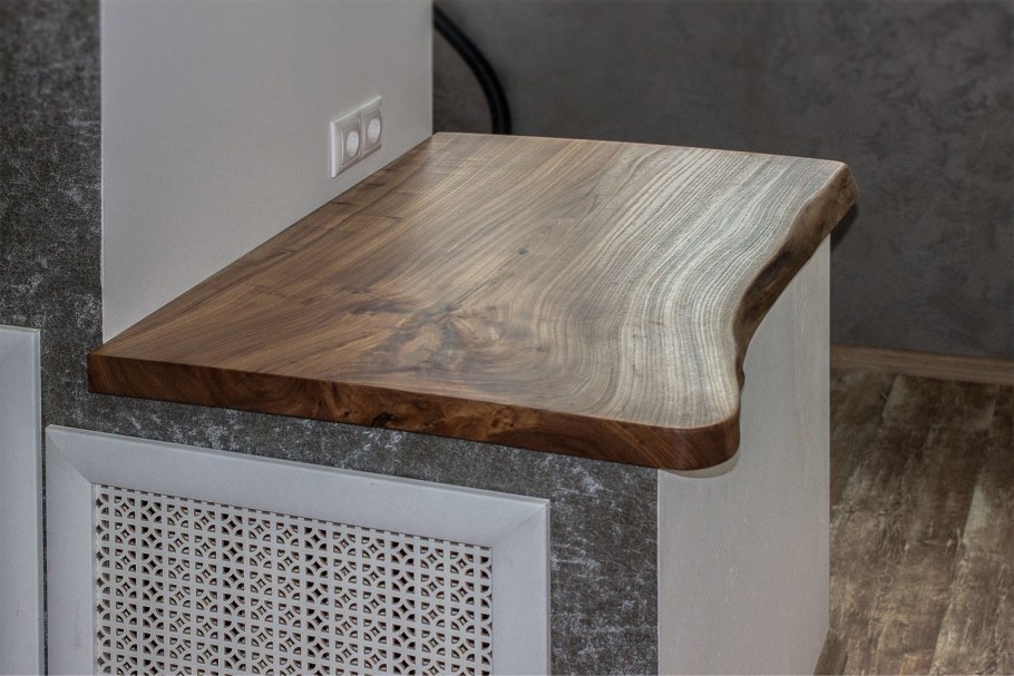 Кухонная столешница из плитки в классическом стиле