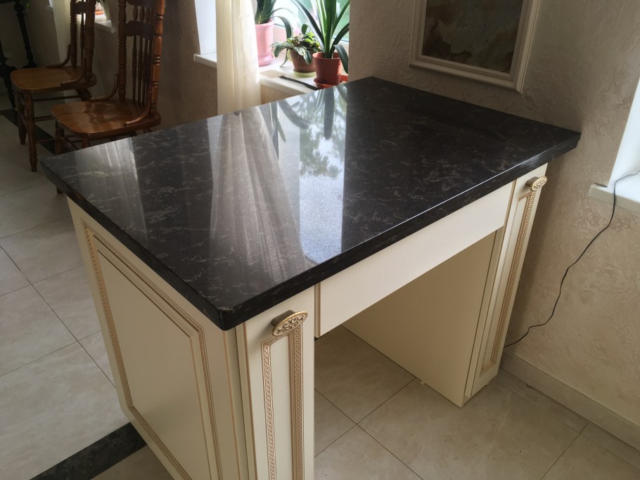 Calacatta Gold в интерьере кухни