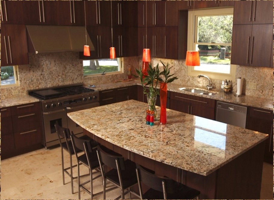 Кухня в замковом стиле