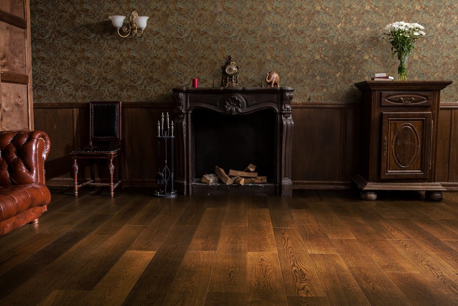 Красный ламинат в интерьере