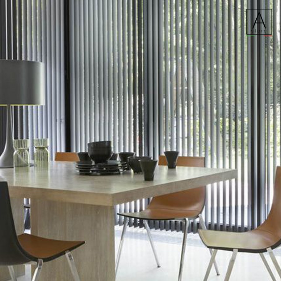 Вертикальные жалюзи на панорамные окна