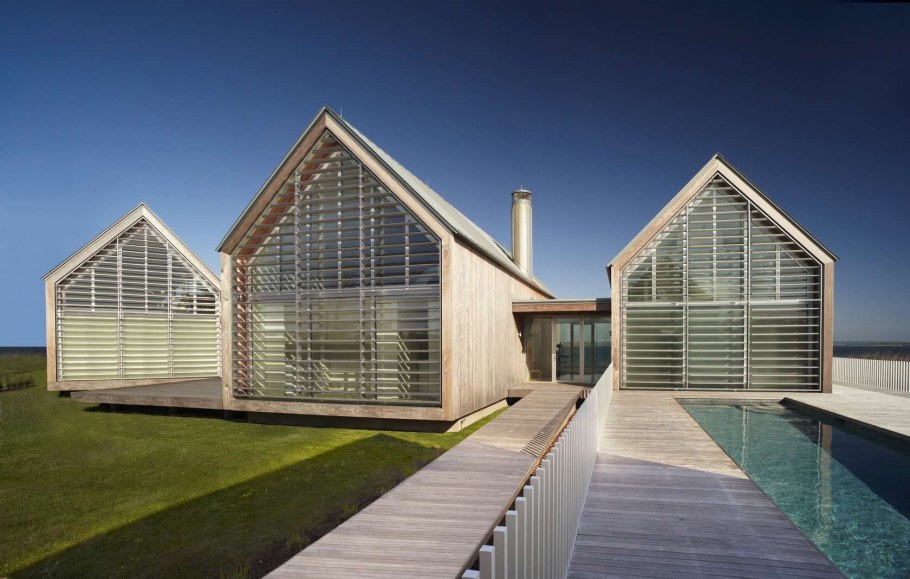 Двускатная стеклянная крыша