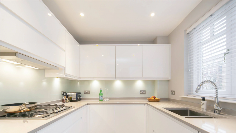 Красивые большие кухни