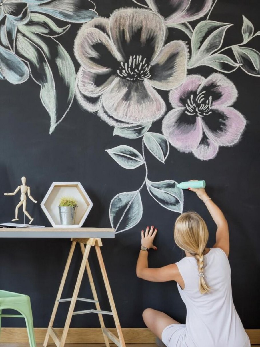 Простая роспись стен