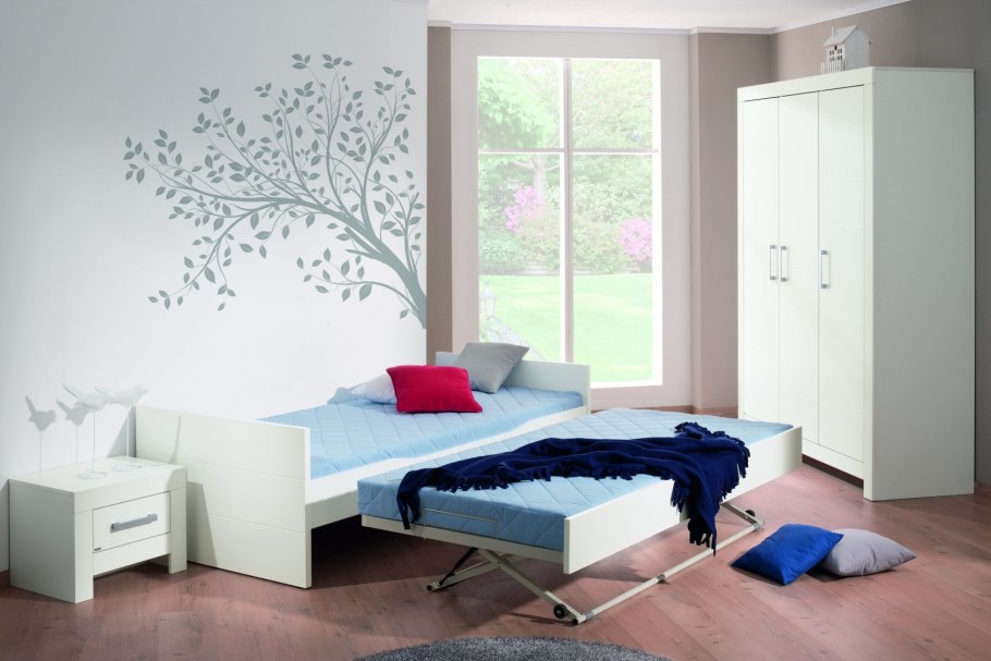 Обои для стен молодежные