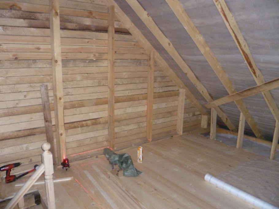 Мансарда каркасная обшитая