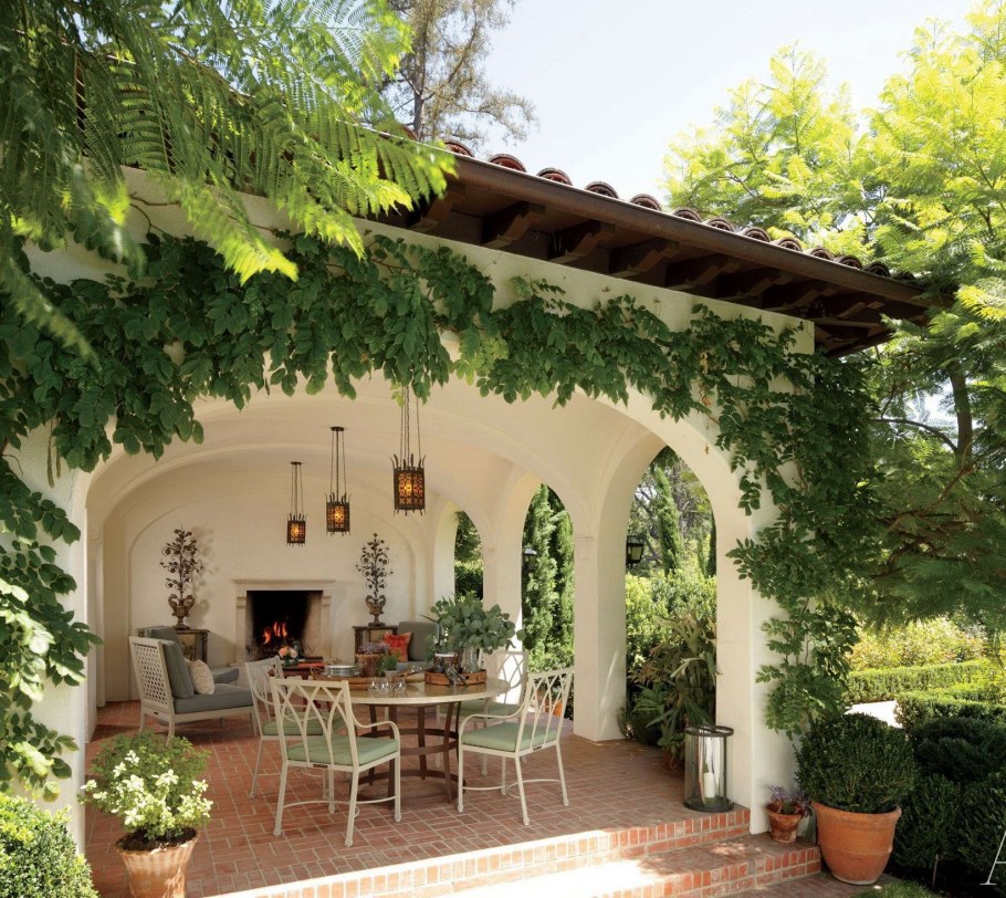 Вилла в Италии патио