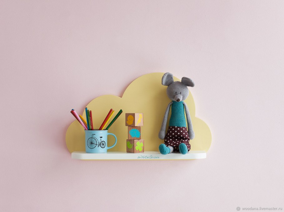 Стеллаж в форме оленя