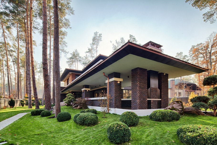 Архитектура Ллойда Райта в Буче