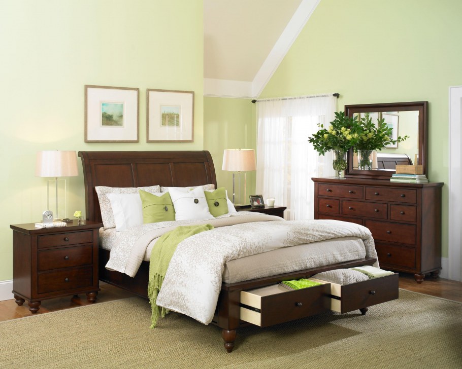 Зеленая спальня