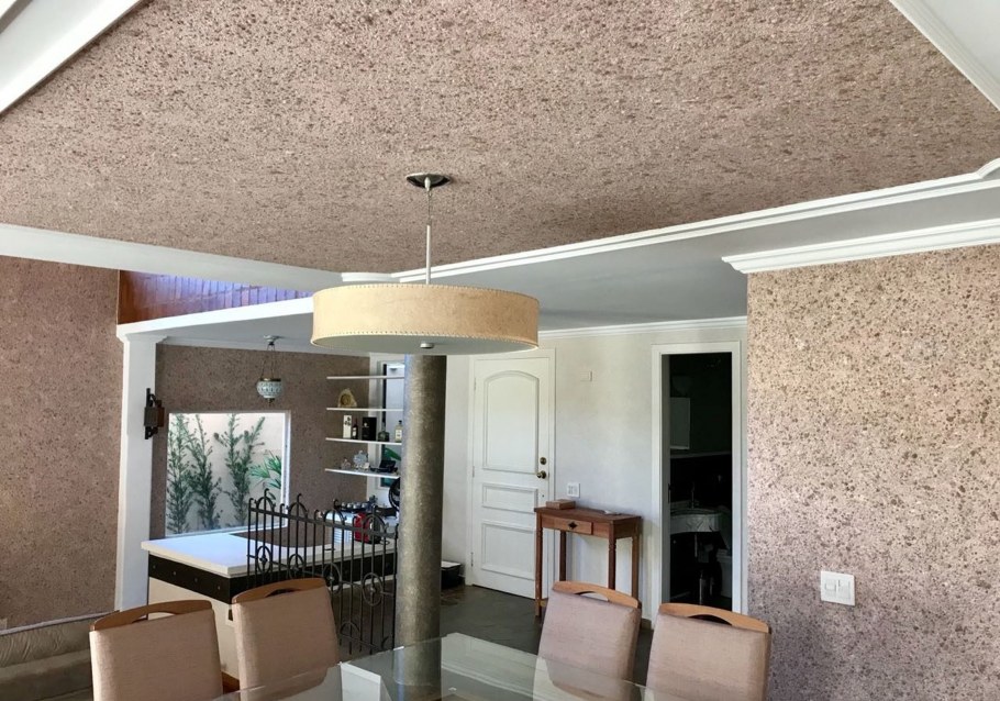 Шёлковая штукатурка в интерьере