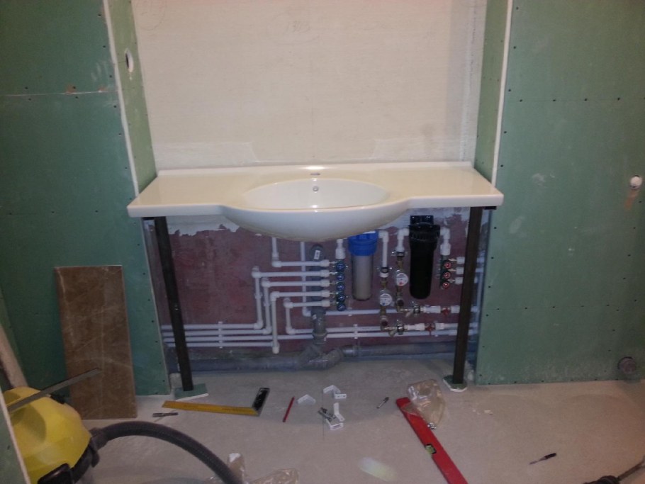 Короб ванной комнаты под сантехнику