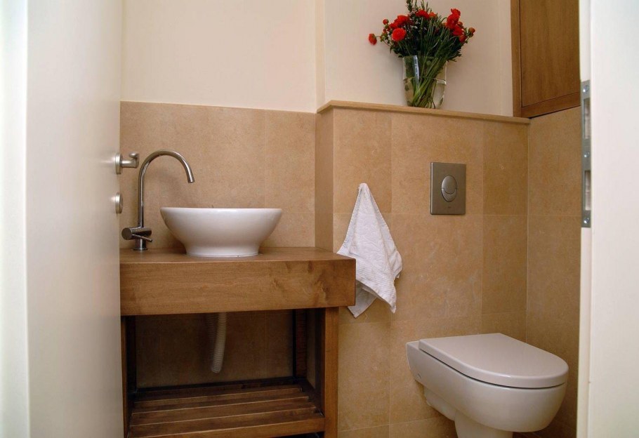 Раковина на коробе инсталляции