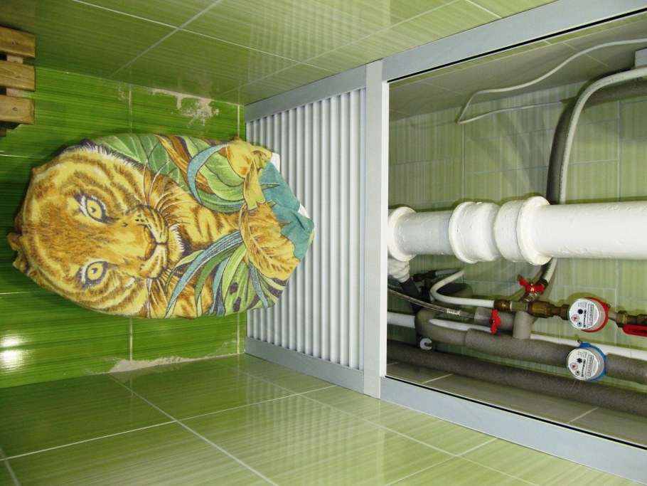 Рольставни в туалет