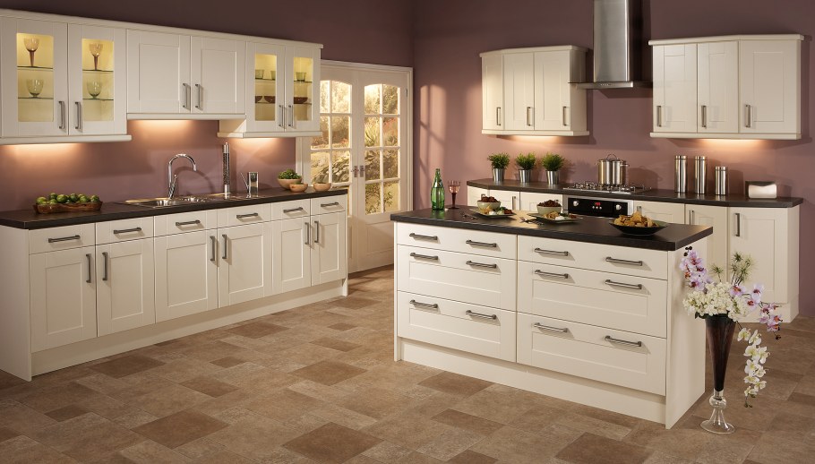 Кухня Модерн цвета слоновой кости